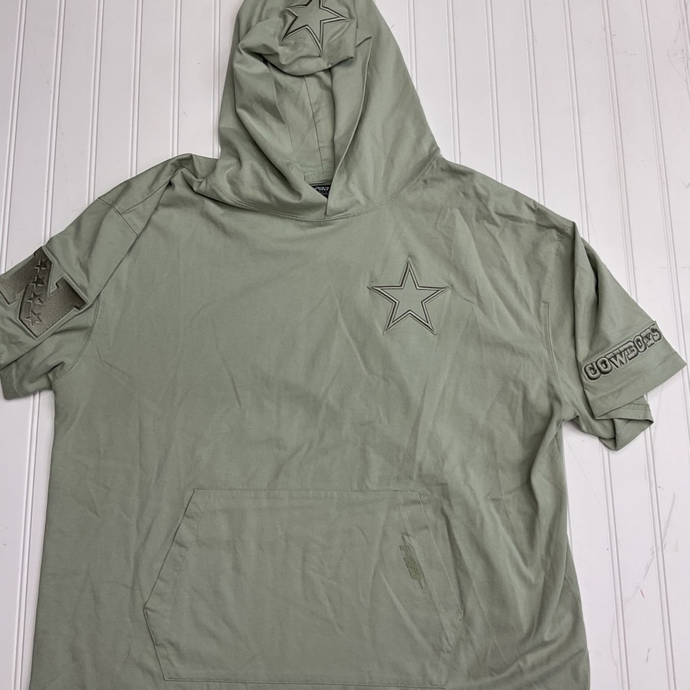 Pro Standard Dallas Cowboys Neutrals Short Sleeve Hoodie Sage Green